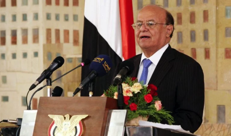 هل يمثل تشكيل المجلس الرئاسي انفراجةً للأزمة اليمنية أم تعقيداً لها؟ هل يمثل تشكيل المجلس الرئاسي انفراجةً للأزمة اليمنية أم تعقيداً لها؟