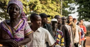 أفريقيا الوسطى: استفتاء تاريخي وتحديات مستقبلية